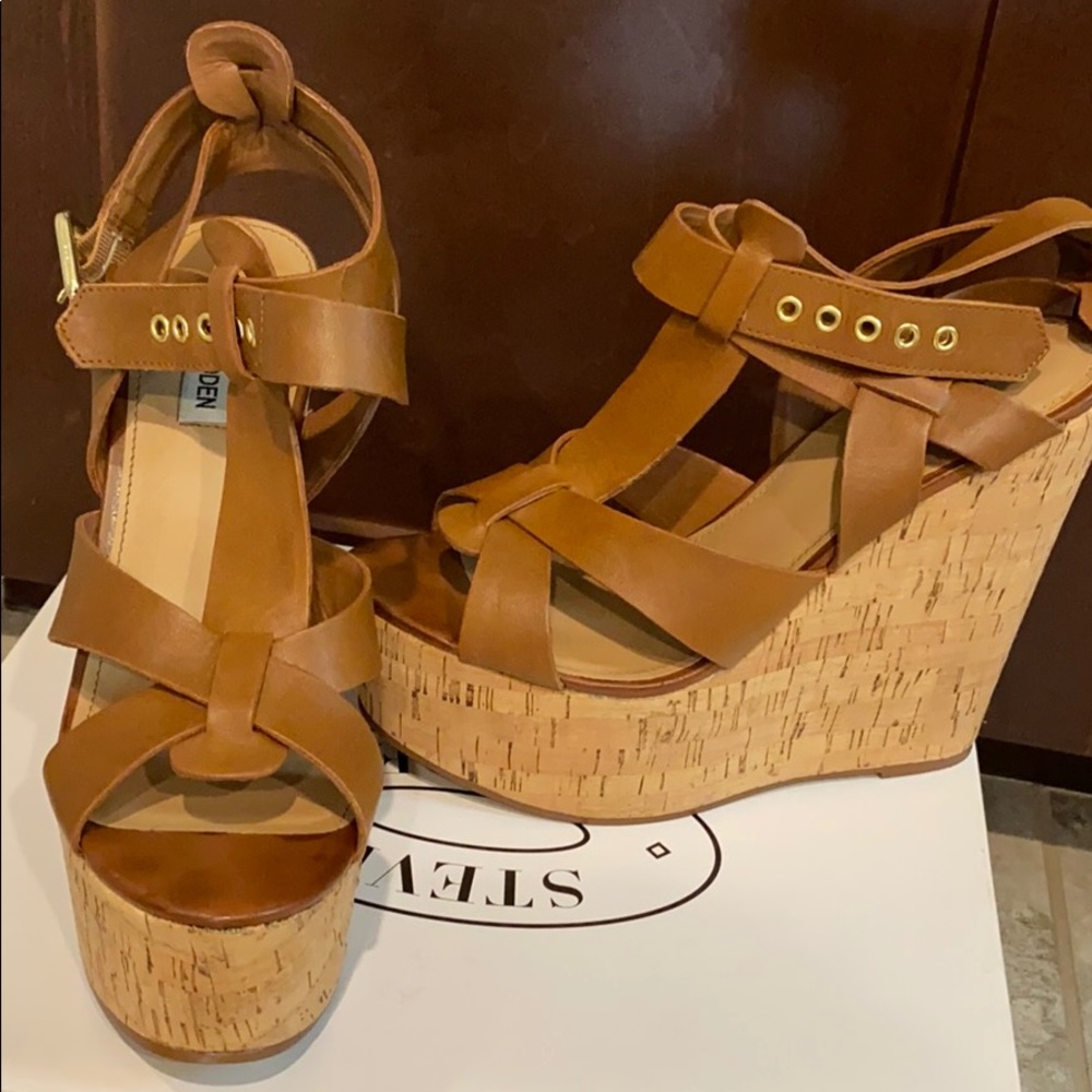 Steve Madden wedges